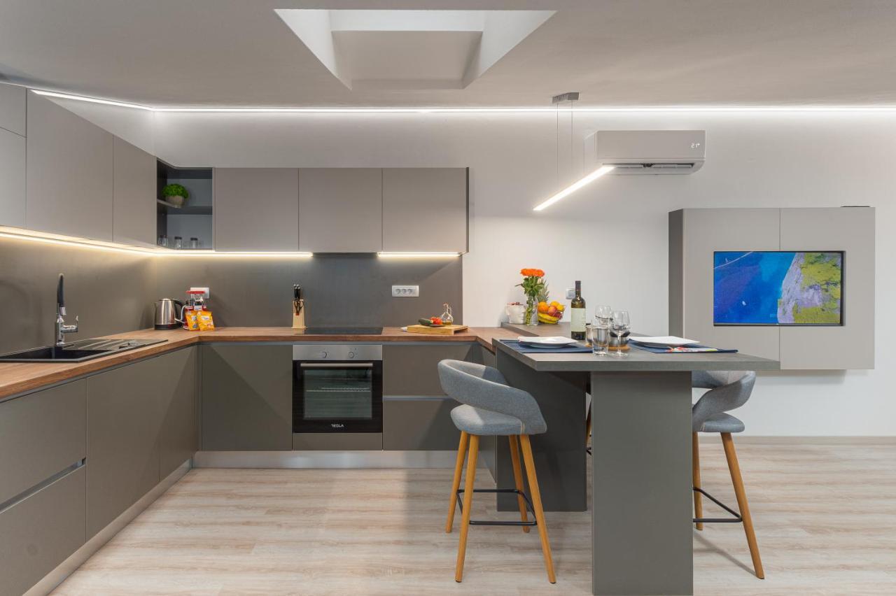 Apartment Ena Near Pula Amphitheater المظهر الخارجي الصورة