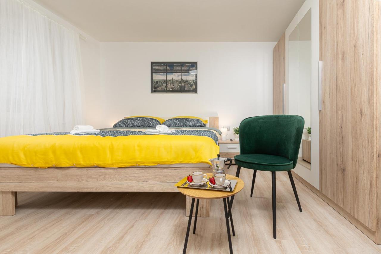 Apartment Ena Near Pula Amphitheater المظهر الخارجي الصورة